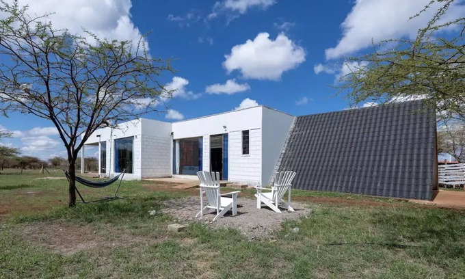 Oloitoktok Other | Amboseli Glass house