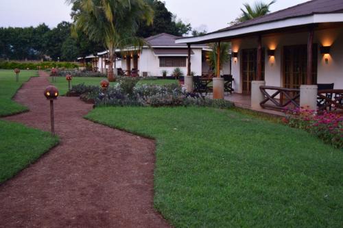 Moshi Hotel | Ameg Lodge Kilimanjaro