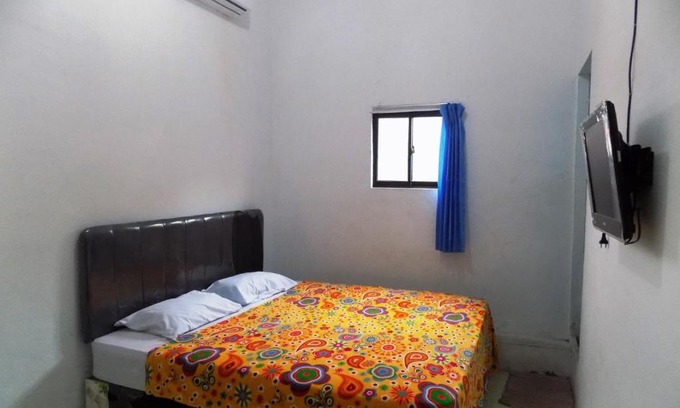 Medan House | Amelia 2 Guest House Syariah