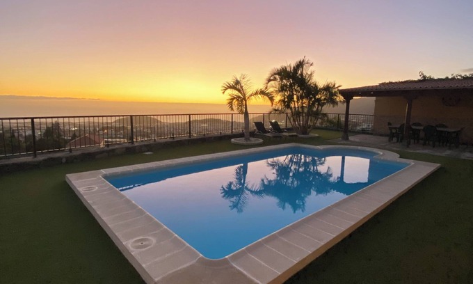 El Paso House | Amelina House