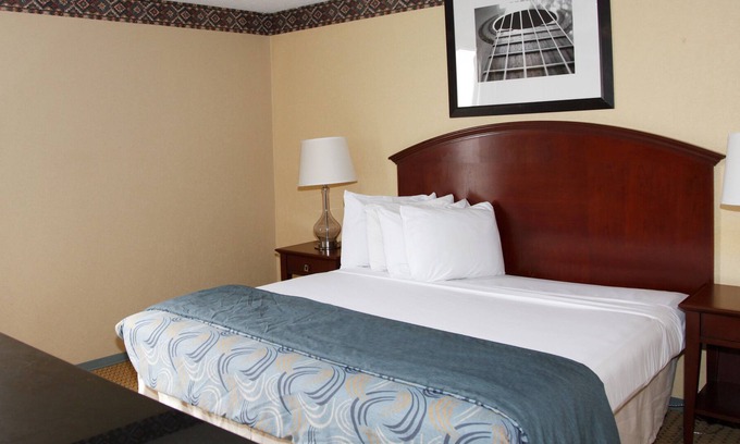 Greater Greenspoint Hotel | America's Airport Inn & Suites
