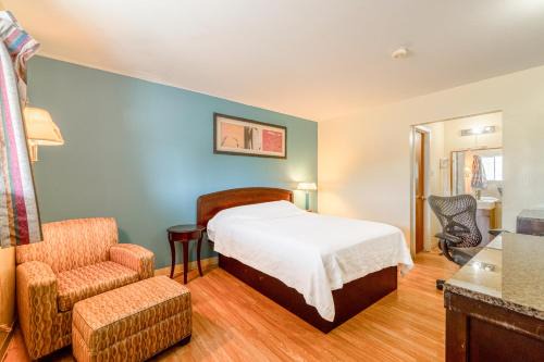 Colorado City Hotel | American Inn by OYO Colorado City I-20