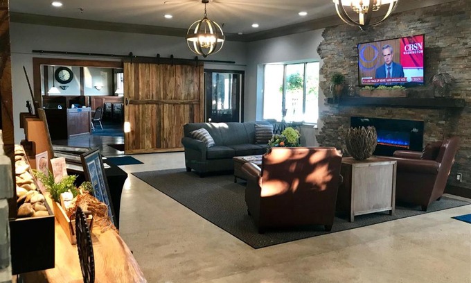 North Kansas City Hotel | American Inn North Kansas City