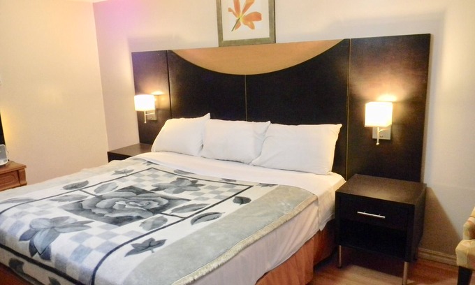 Argyle Hotel | American Plaza Motel