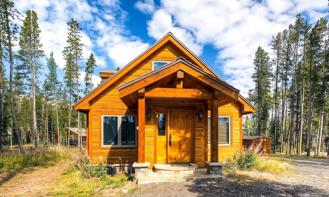 Breckenridge House | American Way Chalet