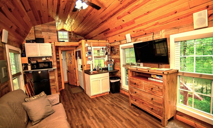 Murfreesboro Cabin | Americana Cabin