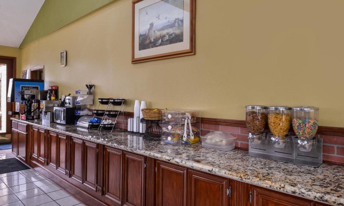 West Columbia Hotel | Americas Best Value Inn West Columbia
