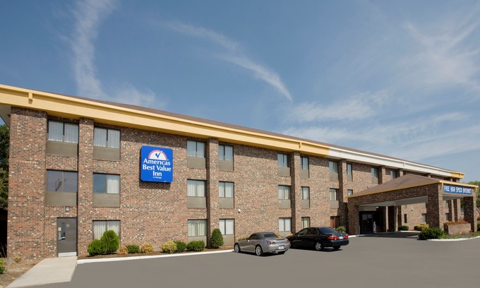 McMinnville Hotel | Americas Best Value Inn McMinnville