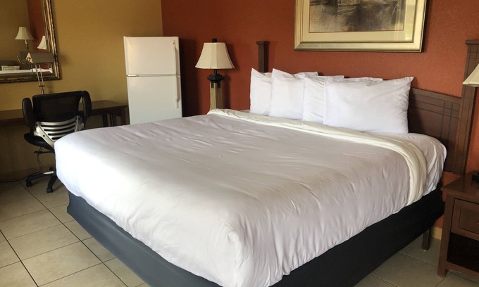 North Port Hotel | Americas Best Value Inn & Suites North Port
