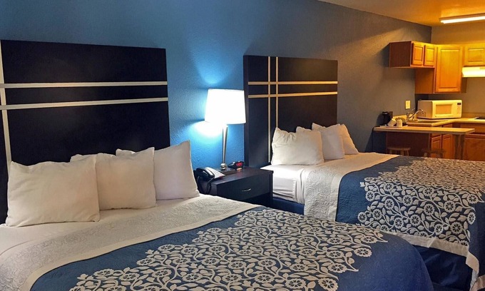 Bishop Hotel | Americas Best Value Inn Bishop Kingsville