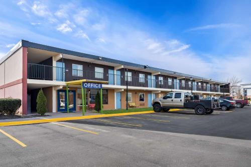 Danville Hotel | Americas Best Value Inn Danville