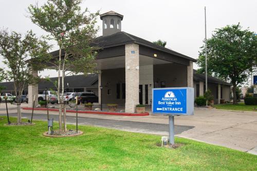 Harlingen Hotel | Americas Best Value Inn Harlingen