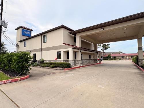 Houston Hotel | Americas Best Value Inn Houston Veterans Memorial