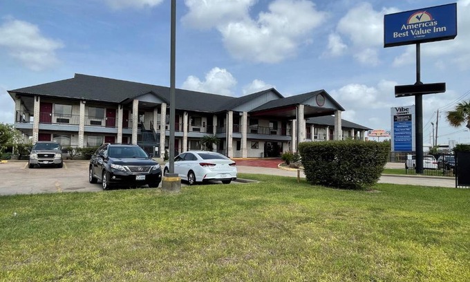 Southeast Houston Hotel | Americas Best Value Inn Hobby Airport