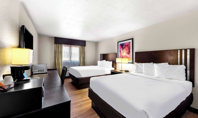 Harvey Hotel | Americas Best Value Inn Marquette