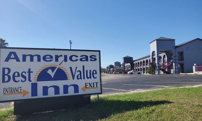 San Antonio Hotel | Americas Best Value Inn AT&T Center