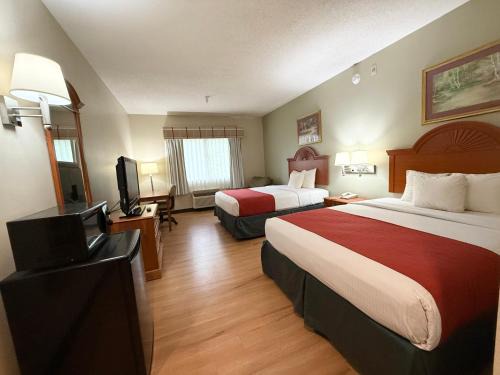 Wiggins Hotel | Americas Best Value Inn Wiggins