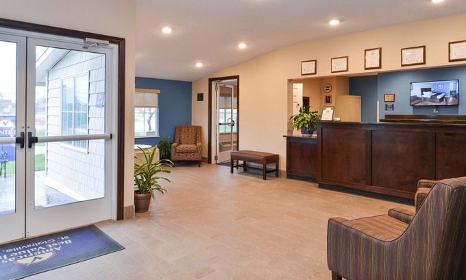 Barton Hotel | Americas Best Value Inn & Suites St. Clairsville Wheeling