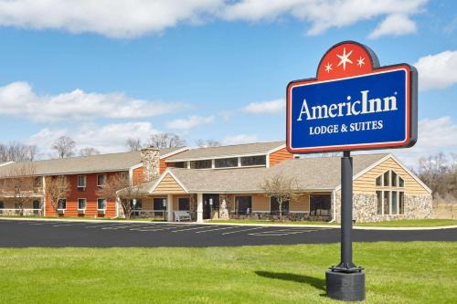 Burlington Hotel | AmericInn by Wyndham Burlington