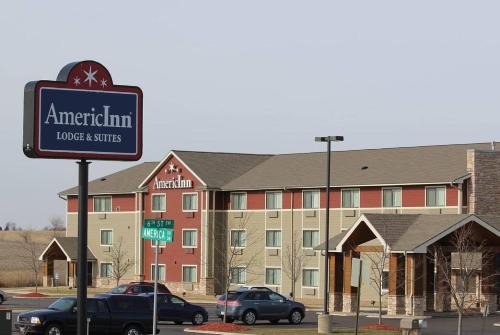 Cedar Rapids - Iowa City Hotel | AmericInn by Wyndham Cedar Rapids Airport