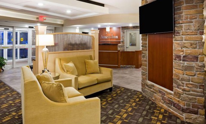 De Witt Hotel | Americinn By Wyndham Dewitt