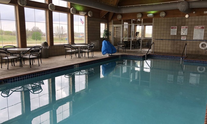 Princeton Hotel | AmericInn by Wyndham Princeton IL