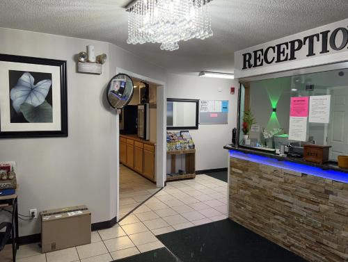 Park Falls Hotel | AmeriVu Inn