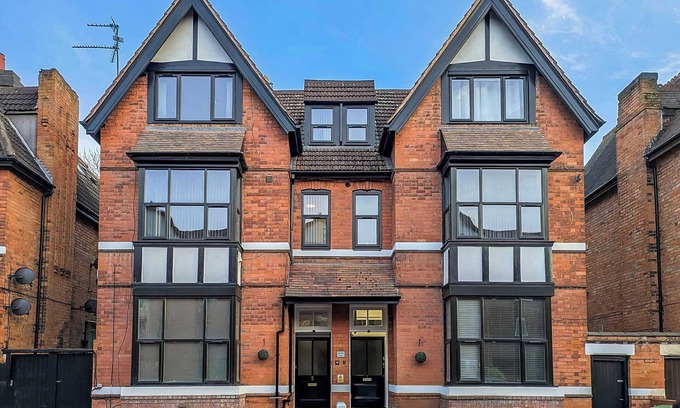 Moseley Apartment | Amethyst Suite Moseley Birmingham STAE-Homes