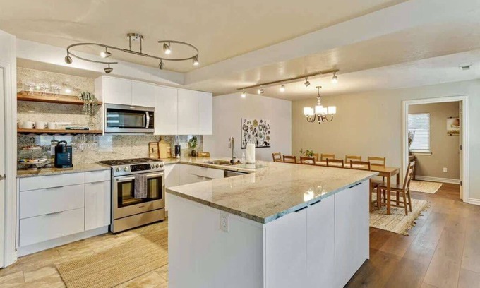 Sandy House | AMFCU Field | Sandy Expo Station | Pet Friendly