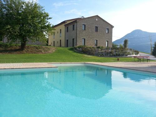 Serra San Quirico Bed & Breakfast | Amico Country House