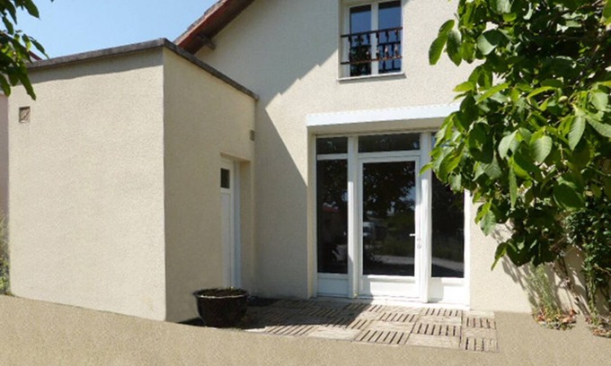 Ruffec House | Amistad Casas Viejas house close to all amenities