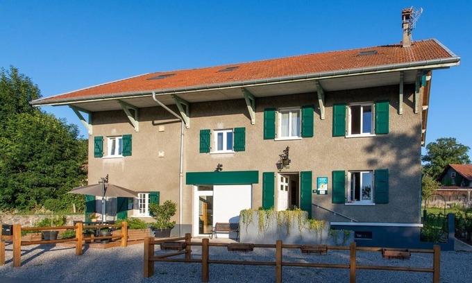Saint-Paul-en-Chablais House | Amodo Lodge - ZIMA Room