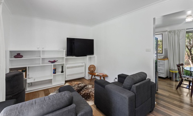 Mansfield Cottage | Amor Cottage - Quaint Mansfield Cottage