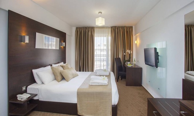 Larnaca City Centre Hotel | Amorgos Boutique Hotel
