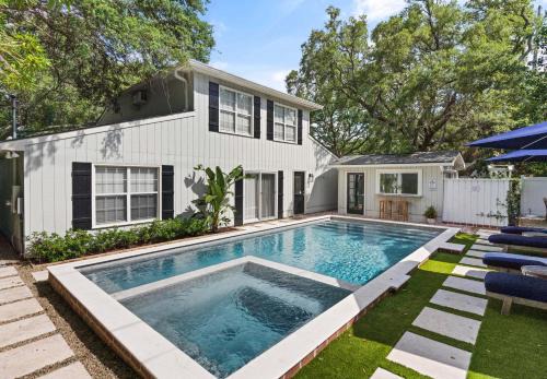 East Beach House | AmoroSEA - 1905 Bruce Drive