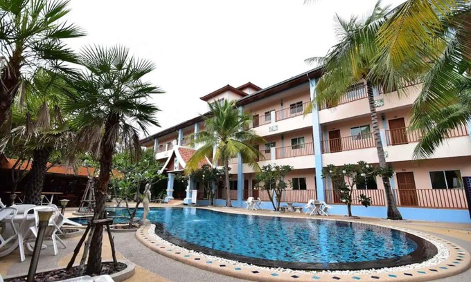 Nong Prue Hotel | Ampan Resort & Apartment
