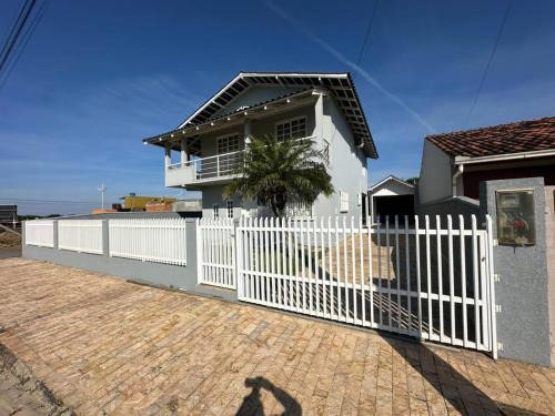 Meia Praia House | Ampla casa com 5 quartos e vista para o mar