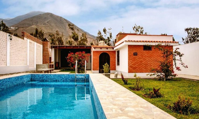 Pachacamac House | Amplia Casa de Campo con Piscina en Cieneguilla
