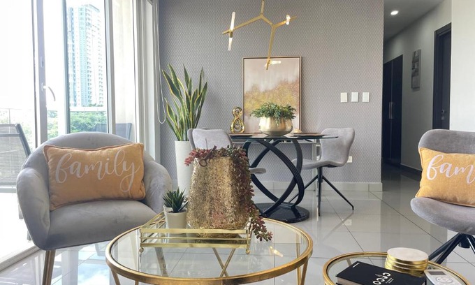 Sector 1 Nor-Oeste Apartment | Amplio condominio ejecutivo con hermosa vista