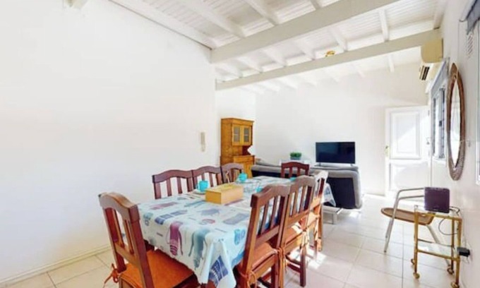 Mendoza City Center Apartment | Amplio, Luminoso, Excelente Ubicación a Cuadras del Parque y Zona Gastronómica