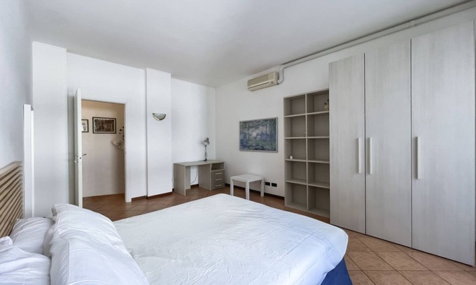 Citta Studi Apartment | Amply Lit Harmony Home