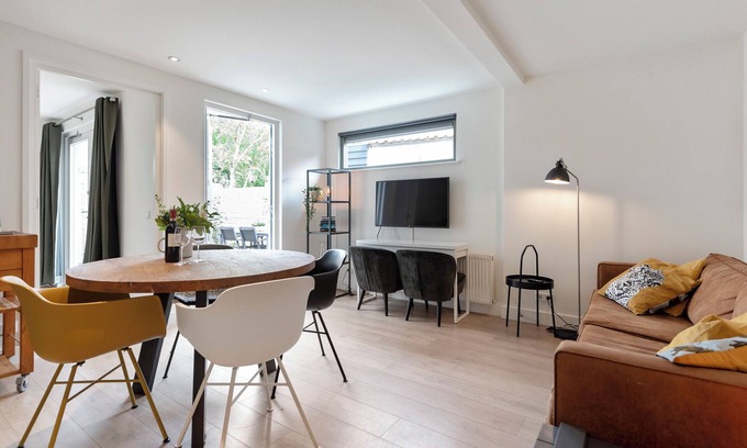 Municipality of Zandvoort Apartment | Amsterdam Dunes Holiday Home with private Garden and Parking