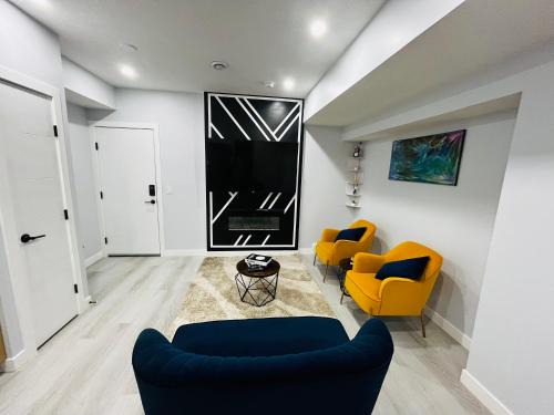 Southeast Calgary Apartment | Amy's 2-Bedroom Residence