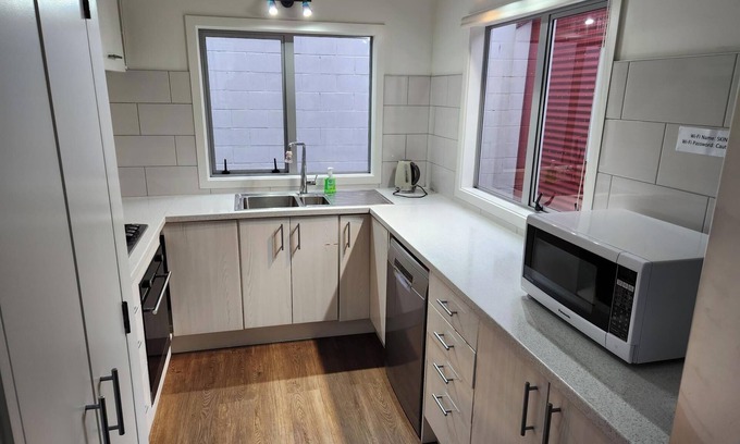 Newtown House | An Amazing Inner City 4-Bedroom House with Two Carparks in Wellington