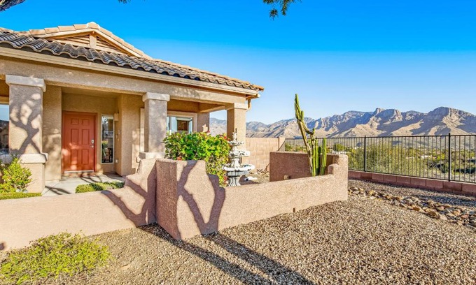 Tangerine Terrace House | An Artist's Dream