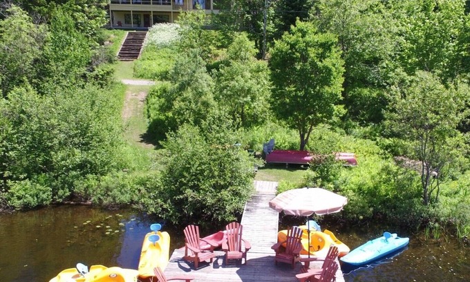 Les Pays-d'en-Haut Regional County Municipality House | An enchanting place in the heart of the Laurentians Villa # 1