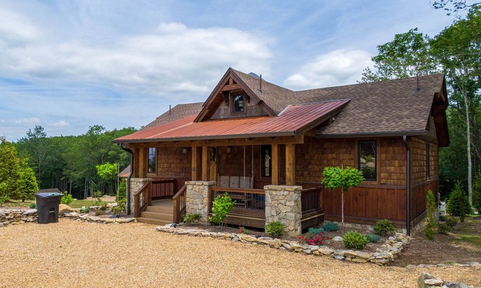 Banner Elk Cabin | An Escape to Remember - Camp Eagles Nest, pet friendly, hot tub, views, fire pit