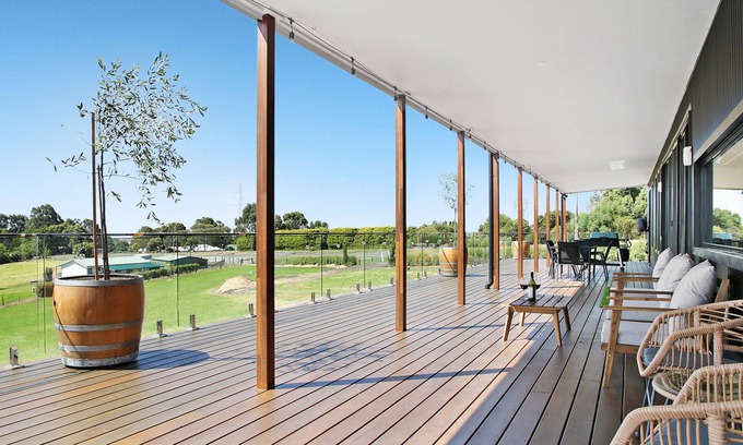 Elliminyt House | An "Off The Grid" Home on The Hill - The Otway Weekender