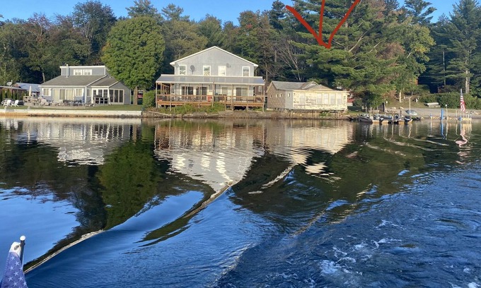 Moriah Center Cabin | An old camp on Lincoln Pond NY.