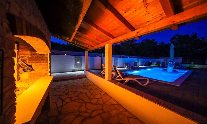 Municipality of Sukosan Apartment | ANAI Serenity apartment , private heated pool and Hot Tub